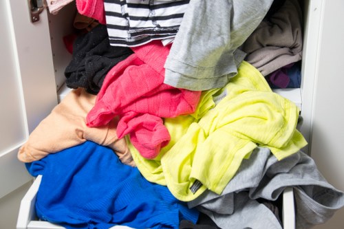 Team discussing safety procedures before rubbish collection